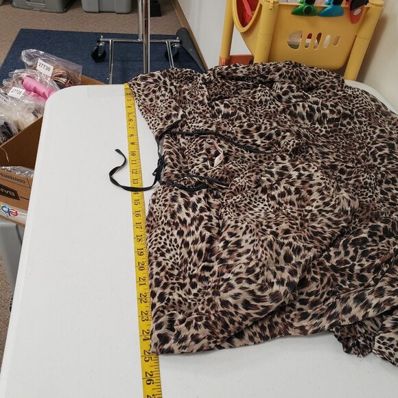 Victoria Secret Womens Animal Print Silk Kimono Size XS Mob Wife Intimate Sexy - Picture 7 of 9